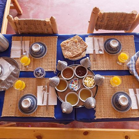 La Maison De L'Homme Bleu Tighmert Bagian luar foto