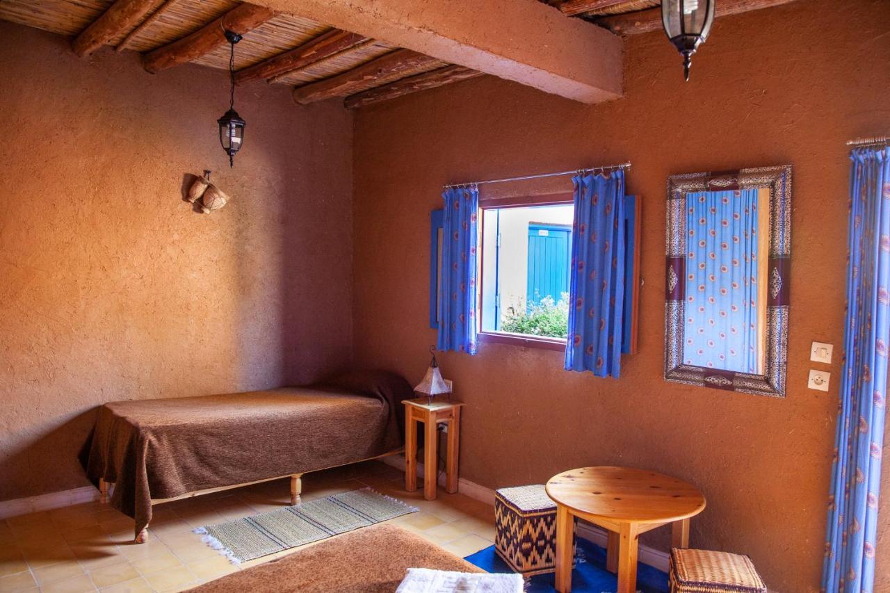 La Maison De L'Homme Bleu Tighmert Bagian luar foto