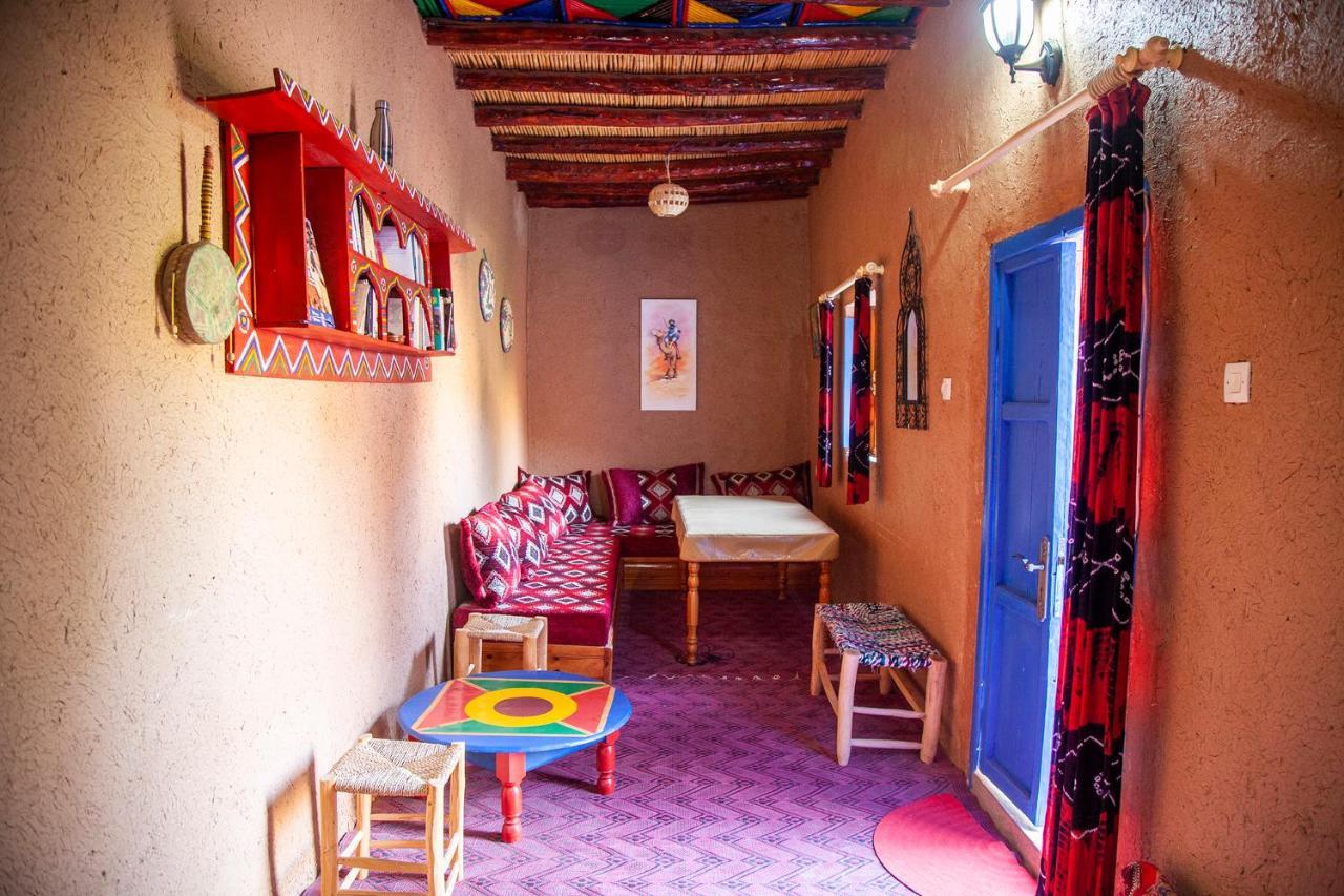 La Maison De L'Homme Bleu Tighmert Bagian luar foto
