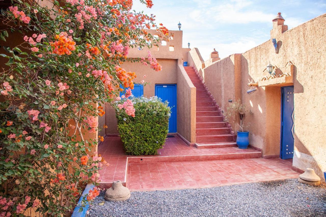 La Maison De L'Homme Bleu Tighmert Bagian luar foto